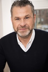Götz Trillhaas, General Manager Snap Inc. DACH: „Wir freuen uns, Httpool als Partner in Österreich und der Schweiz gewonnen zu haben. Als führender Social-Media-Advertising-Spezialist verfügt Httpool über das Know-How und die Erfahrung, Werbekunden dabei zu unterstützen, ihre Zielgruppen auf Snapchat optimal anzusprechen.“