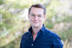 Raoul Schöndorfer-Haslauer ist seit Jahresbeginn 2022 nicht mehr nur Head of Social Media & Digital, sondern auch Partner bei der Digital- und Social Media-Agentur Wunderknaben Wien.