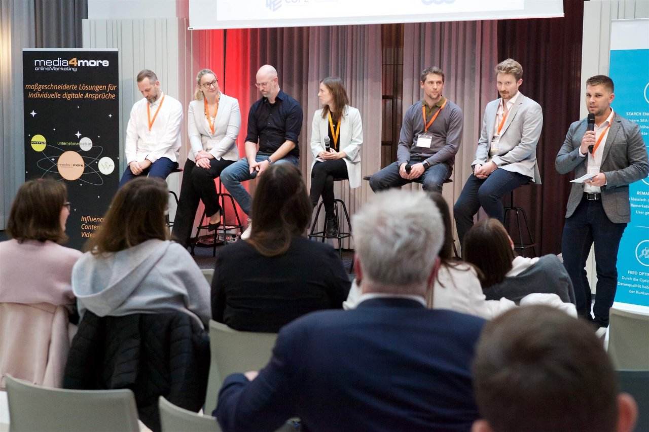 Ein hochkarätig besetztes Panel bei der JETZT Conversion widmete sich dem Themenfeld Data Driven Marketing: Markus Krivan (UniCredit Bank Austria), Ulrike Kittinger (MTH Retail Group), Bernd Schuh (COPE), Marion Buchberger (IPG Mediabrands), Marcel Nicka-Stöckl (netzeffekt), Aaron Diekmann (SlopeLift) und Moderator Lukas Hetzendorfer (JENTIS).