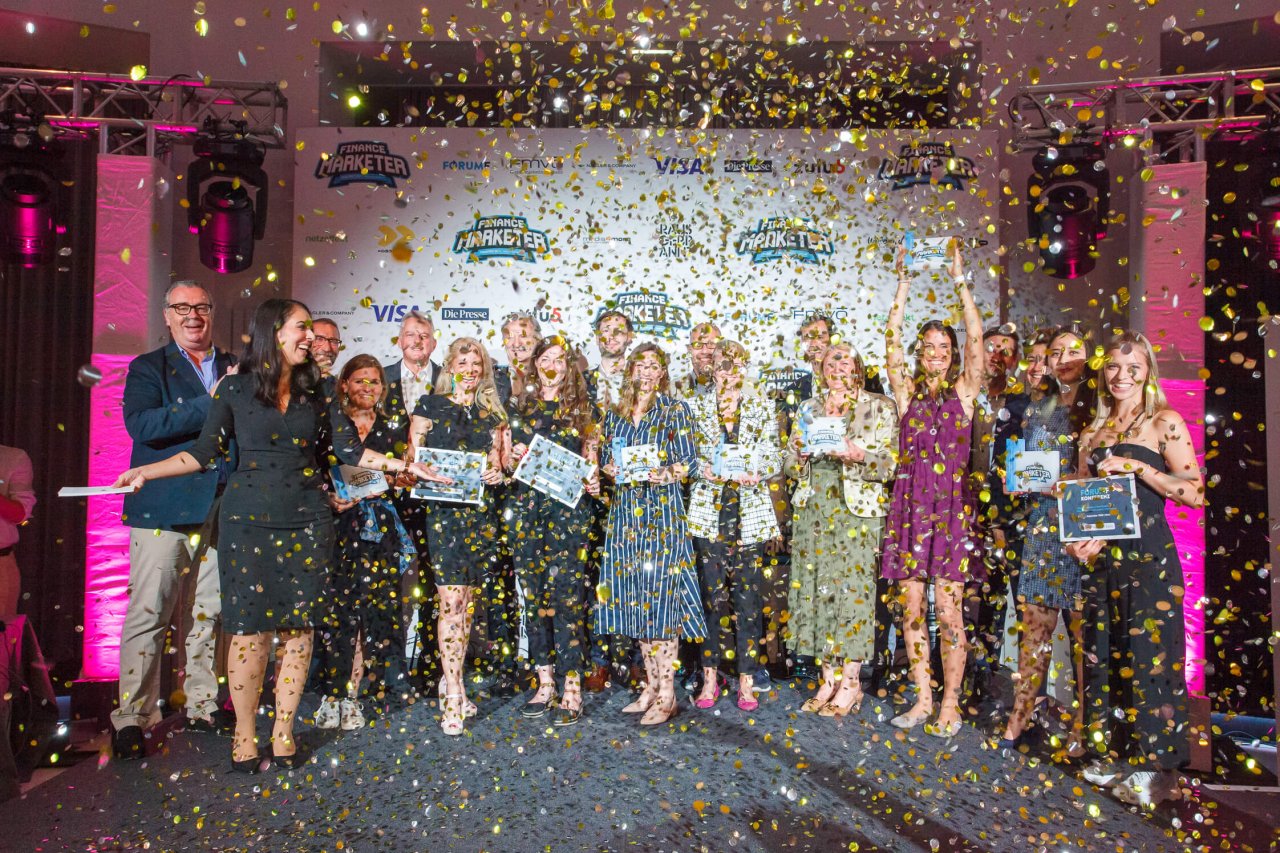 Das Fachportal ForumF würdigte die Finance Marketer of the year in Kooperation mit dem FMVÖ in sechs Kategorien: nämlich „Banken“, „Versicherungen“, „Fonds & Online-Banken“, „Bausparkassen, Wohnbaufinanzierer & Leasingbanken“, „Payment“ sowie „Innovation“. Die Veranstalter sowie alle Sponsoren und Partner freuen sich mit den sechs Finance Marketers of the year 2021.