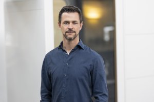 Dieter Rappold von den Speedinvest Pirates fungiert als Investor beim erfolgreichen Start-up tubics und hält gemeinsam mit tubics-Founder Matthias Funk einen Workshop am Training Day der JETZT Performance über die SEO-Optimierung von Videos. 