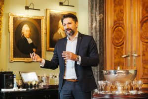 Michael Pollaschak, Director Marketing & eCommerce bei CEWE Österreich, wird bei der JETZT E-Mail am 30. und 31. Jänner 2024 eine Best Practice Keynote beisteuern.