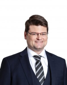 Am Training Day widmet sich ein Workshop von Manuel Boka und Michael Röhsner von der Kanzlei Eversheds Sutherland dem Themenfeld „Alles was Recht ist! Was ist im E-Mail-Marketing gerade noch und was gerade nicht mehr erlaubt?“.