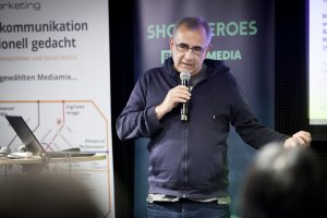 Konrad Mayr-Pernek, Business Developer bei Purpur Media, beschäftigte sich in seinem Vortrag bei der JETZT Branding mit der Zielgruppe der Gamer – der Titel seines Vortrags: „How to reach the Unreachables with Digital Advertising“.