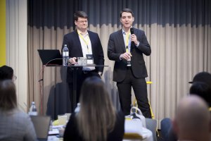 Am Training Day widmete sich ein Workshop der Rechtsanwälte Manuel Boka und Michael Röhsner von der Kanzlei Eversheds Sutherland dem Themenfeld „Alles was Recht ist! Was ist im E-Mail-Marketing gerade noch und was gerade nicht mehr erlaubt?“.