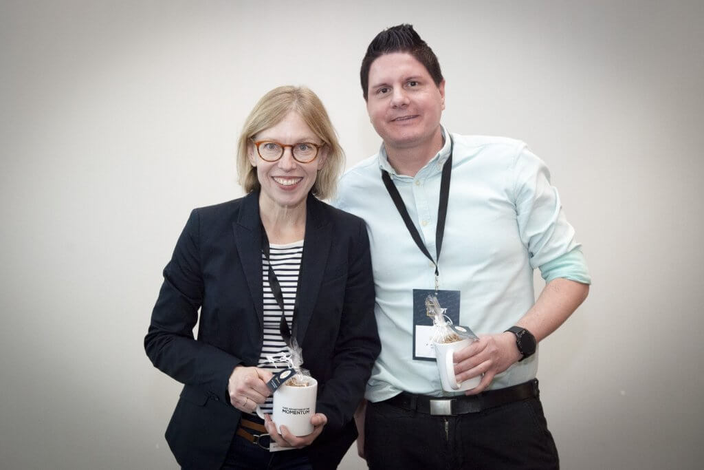 Katrin Lorenz (GMX) und André Rathammer (adverserve) hielten beim JETZT SUMMIT 2024 eine Best Practice Keynote rund um E-Mails und E-Mail-Marketing sowie Touchpoints für Branding und Performance. 