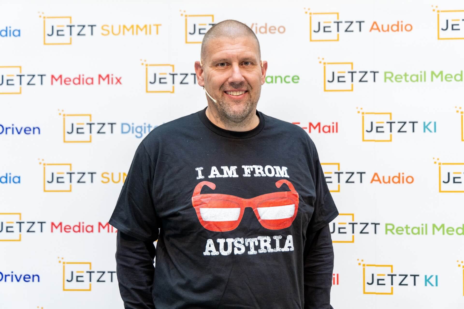 media4more-Gründer Peter Rosenkranz hält im Rahmen der JETZT Branding am 11. und 12. November 2025 in Wien gemeinsam mit Martin Benkovics und Marcus Josef Weiss von Act2Biz eine Keynote dem Titel „Bedeutung statt Optimierung“.